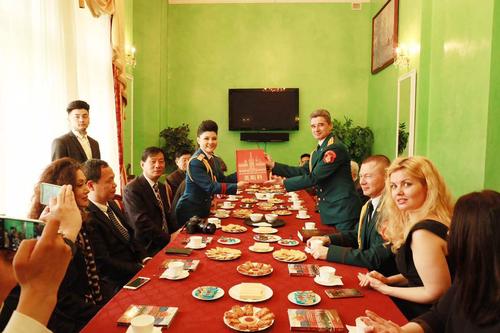 中俄青少年艺术交流在莫斯科举行